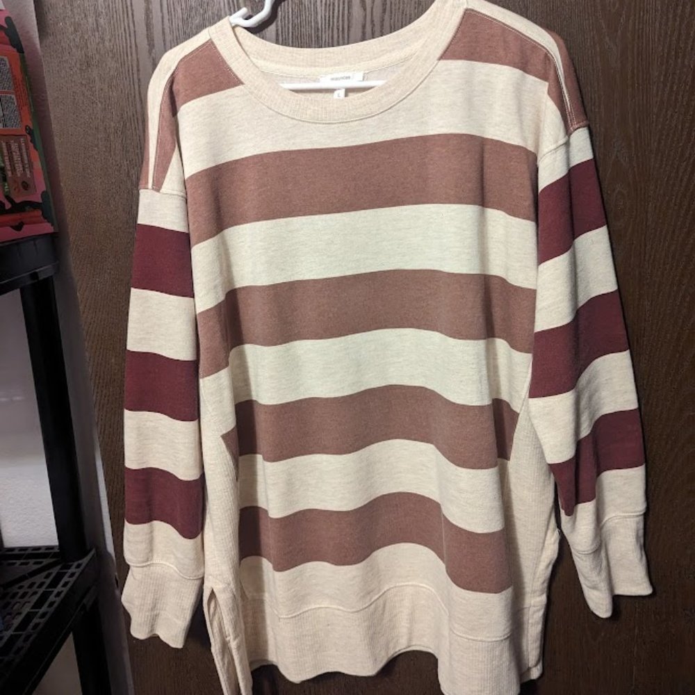 Maurices size Large Willow soft sweatshirt